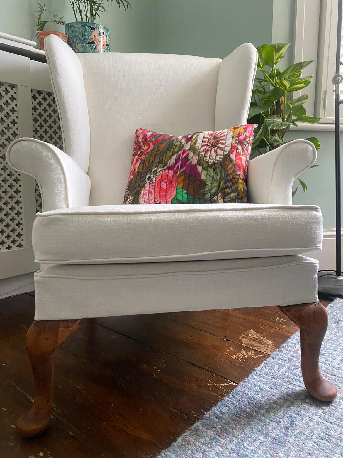 Restoring boring studio furniture restoration and upcycling